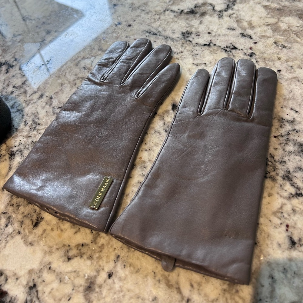 Cole Haan leather gloves